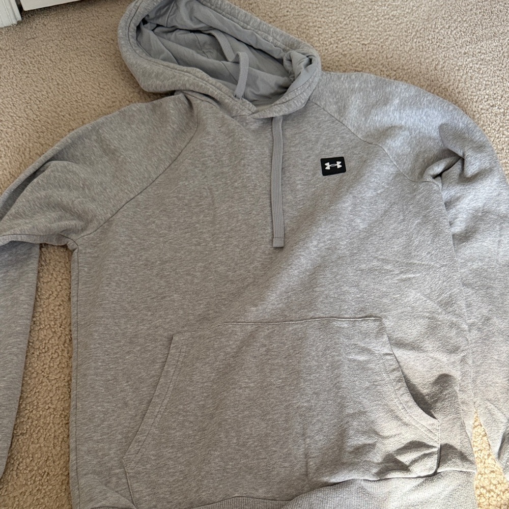 Under Armour Men's Light Gray Hoodie